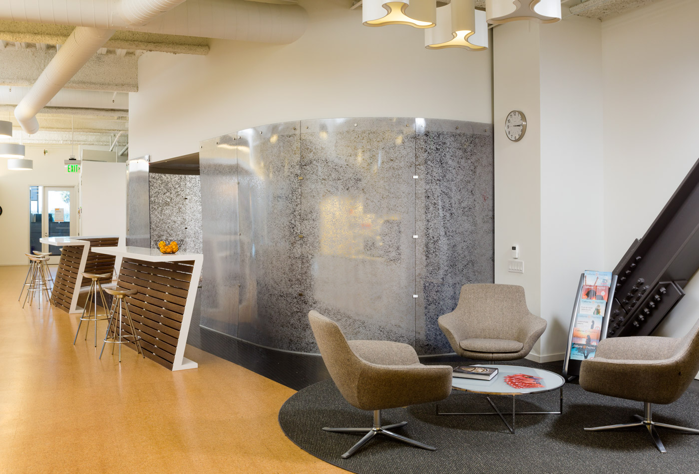 Outlook Amusements — exterior view