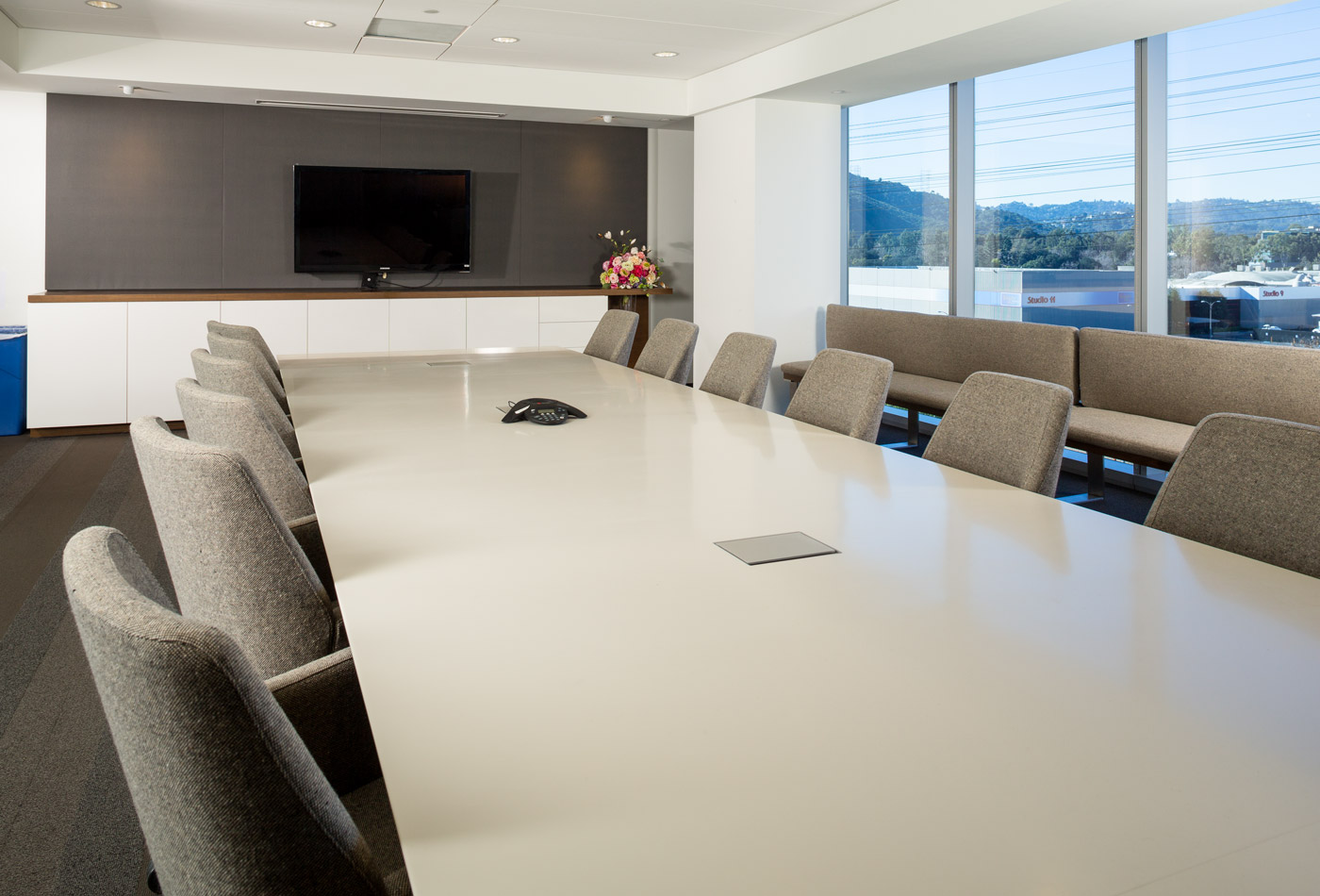 Outlook Amusements — image 2