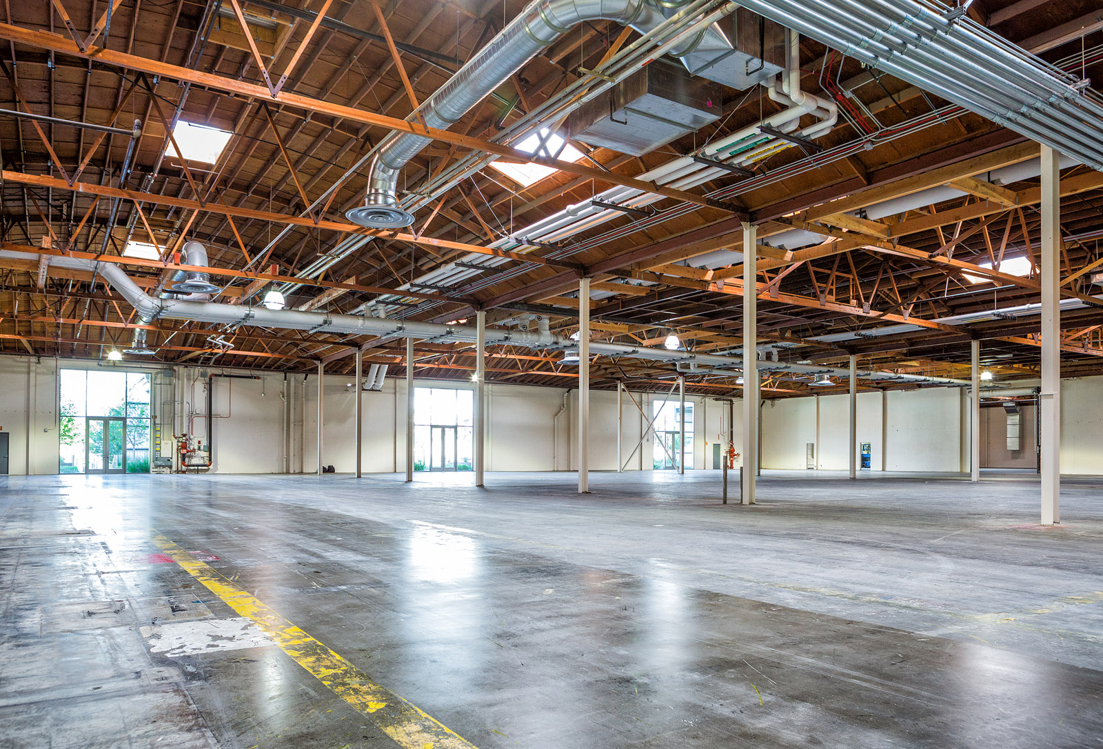 The Burbank Studios: Fairway Building — image 4