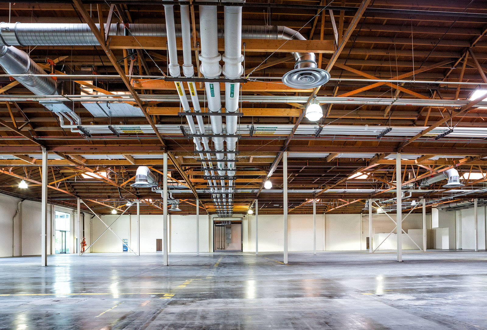 The Burbank Studios: Fairway Building — image 5